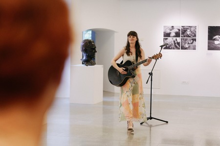 Odprtje razstave Koroški pečat Mirsada Begića - Dialog kiparja in fotografinje Nike Hölcl (16)